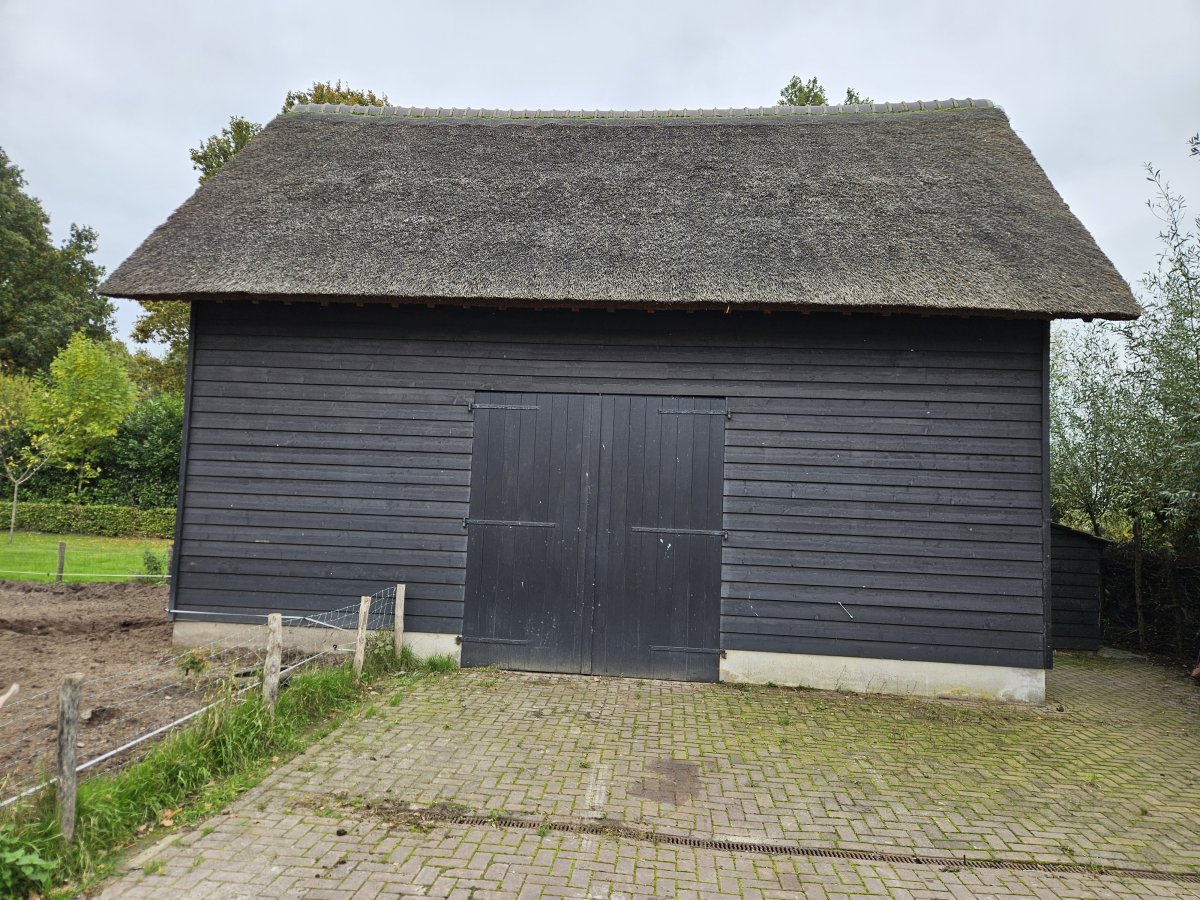Verplaatsing oude schuur